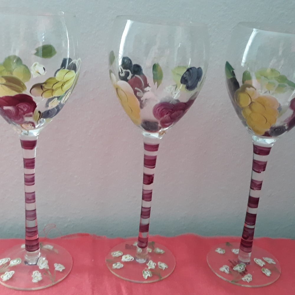 ❤❤🏡 NEW 3 SET GLASS OF WINE HAND PAINTED.  C 30 - Picture 6 of 14